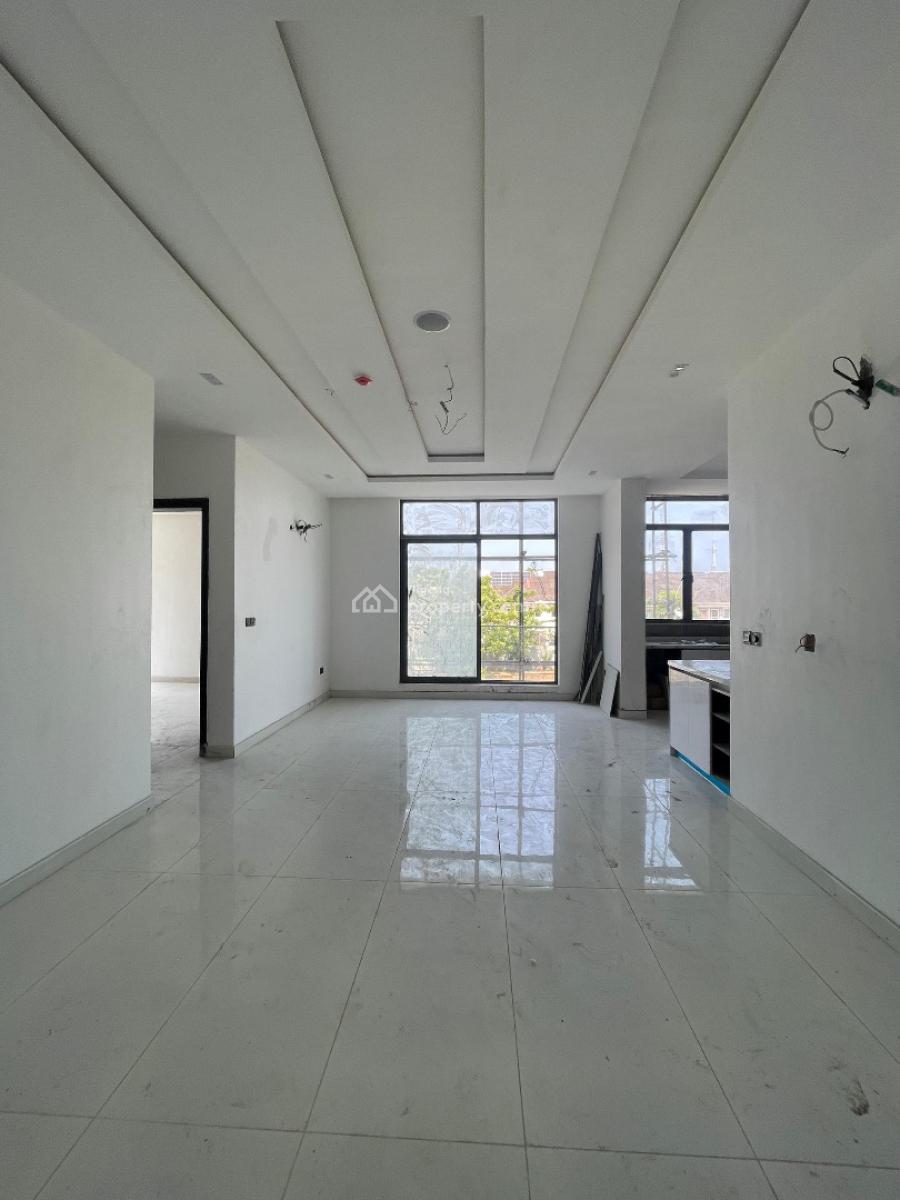 2 Bedroom Apartment with Elevator, Pool and Gym, Lekki Phase 1, Lekki, Lagos, Flat / Apartment for Sale