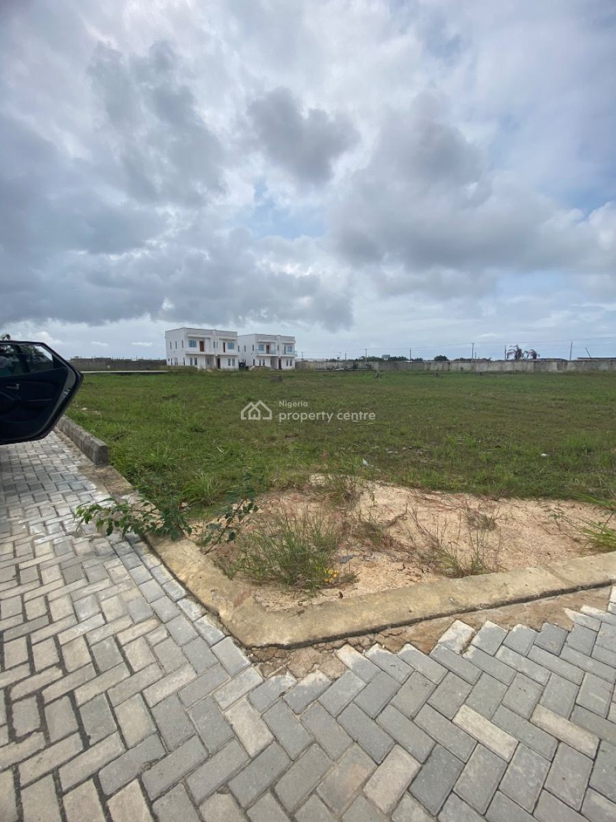 Smart Move for Sharp Developers in Well Secured Estate, Facing Ogombo Busy Road, Ajah, Lagos, Land for Sale