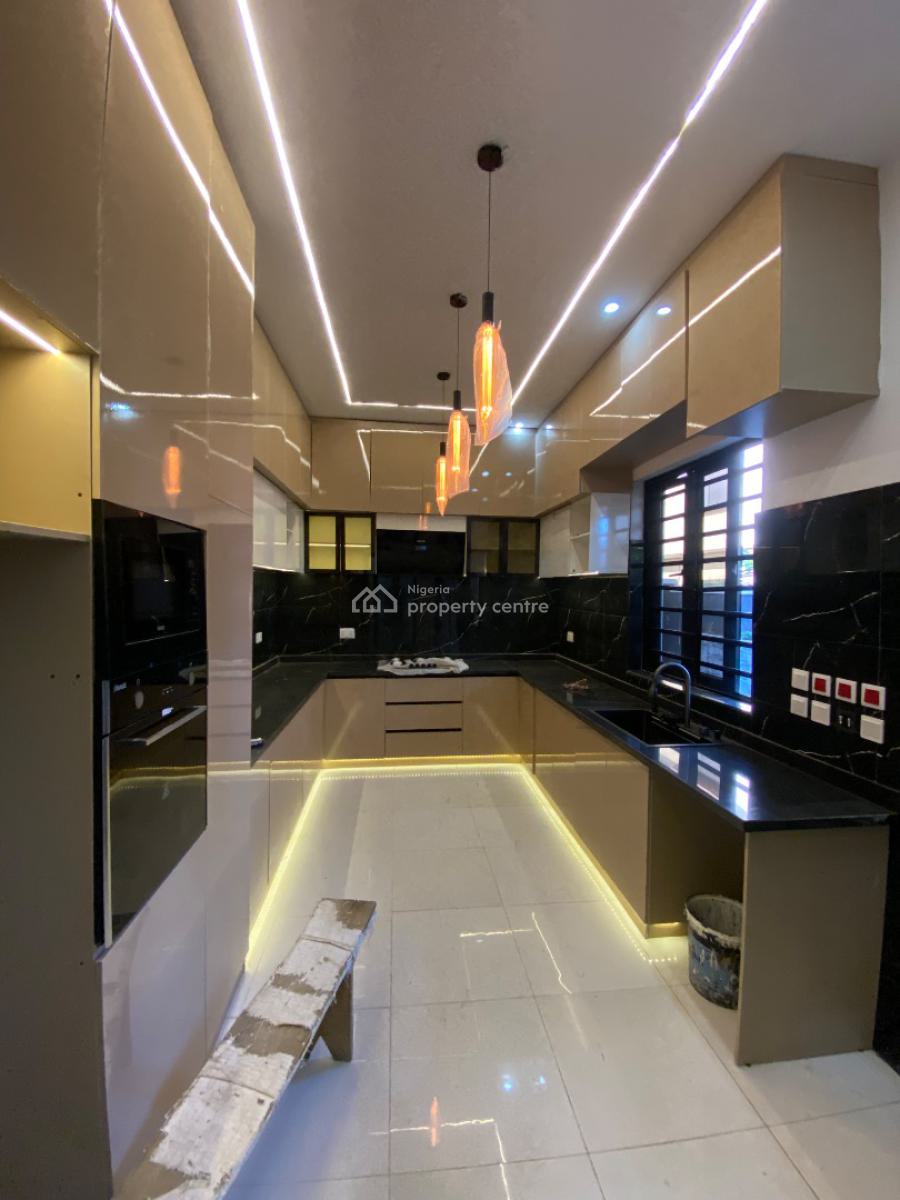 Lovely 5 Bedroom Duplex in a Gated Estate, Thomas Estate, Ajah, Lagos, Detached Duplex for Sale