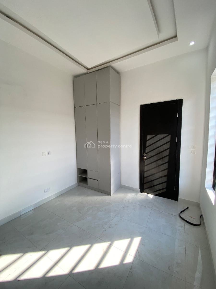 Lovely 5 Bedroom Duplex in a Gated Estate, Thomas Estate, Ajah, Lagos, Detached Duplex for Sale