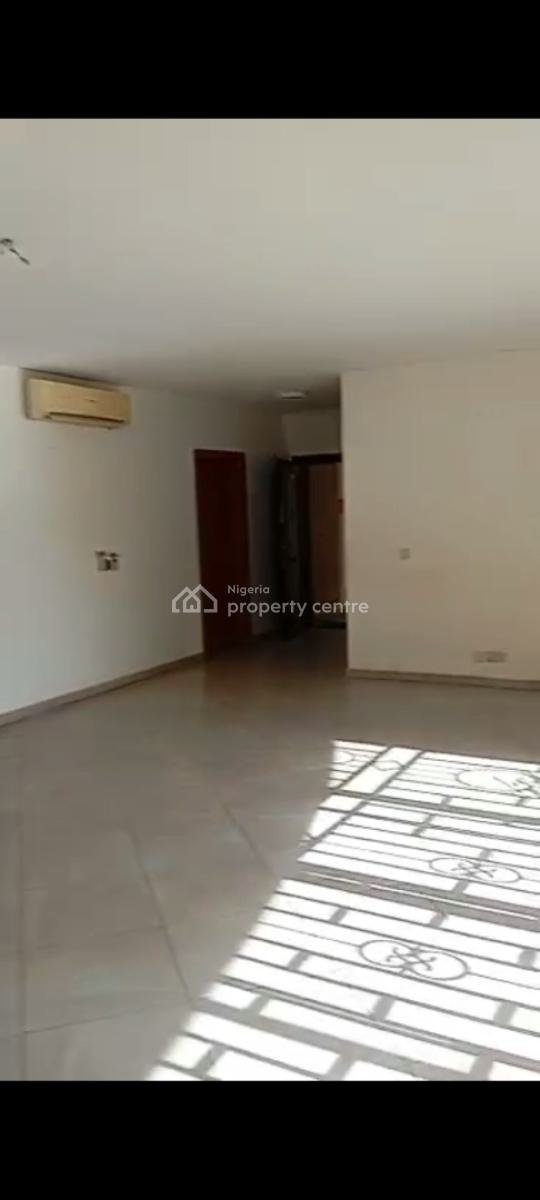 a Fully Service, Well Secured & Spacious 3bed Room Ground Floor Apart, Ocean Crest Haven, Oniru, Victoria Island (vi), Lagos, Flat / Apartment for Sale
