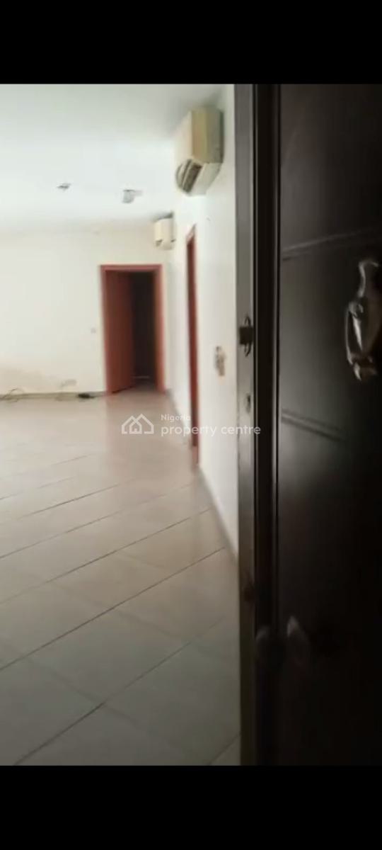 a Fully Service, Well Secured & Spacious 3bed Room Ground Floor Apart, Ocean Crest Haven, Oniru, Victoria Island (vi), Lagos, Flat / Apartment for Sale