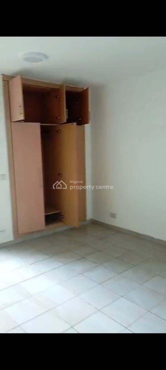 a Fully Service, Well Secured & Spacious 3bed Room Ground Floor Apart, Ocean Crest Haven, Oniru, Victoria Island (vi), Lagos, Flat / Apartment for Sale