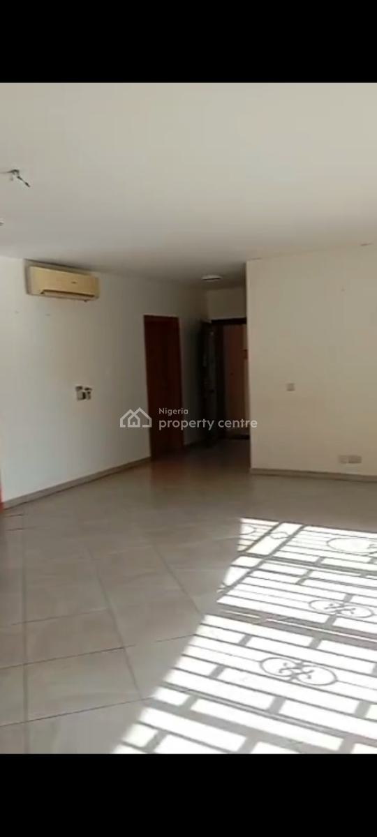 a Fully Service, Well Secured & Spacious 3bed Room Ground Floor Apart, Ocean Crest Haven, Oniru, Victoria Island (vi), Lagos, Flat / Apartment for Sale