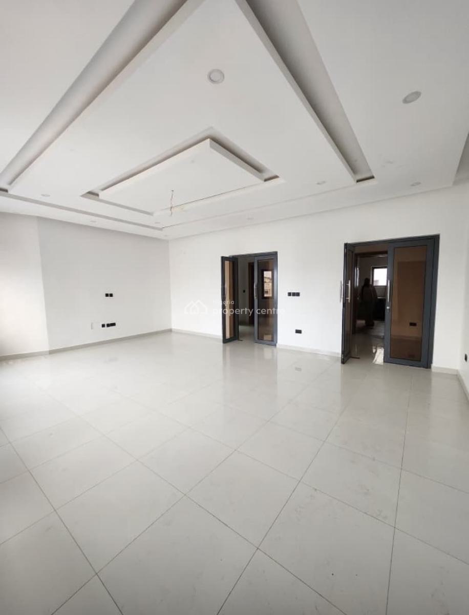 Exquisite 2bedroom Apartment, Lekki Phase 1, Lekki Phase 1, Lekki, Lagos, Flat / Apartment for Rent