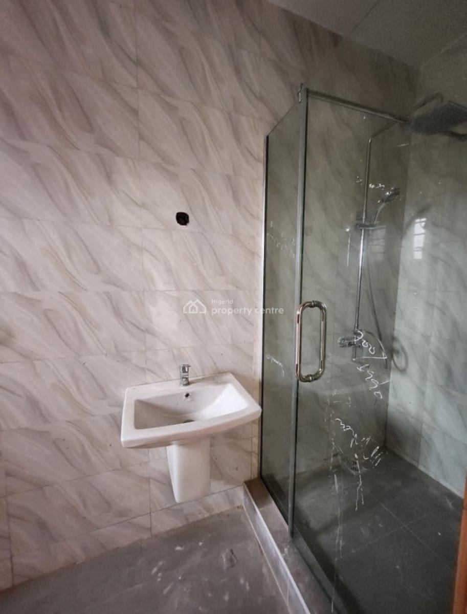Exquisite 2bedroom Apartment, Lekki Phase 1, Lekki Phase 1, Lekki, Lagos, Flat / Apartment for Rent