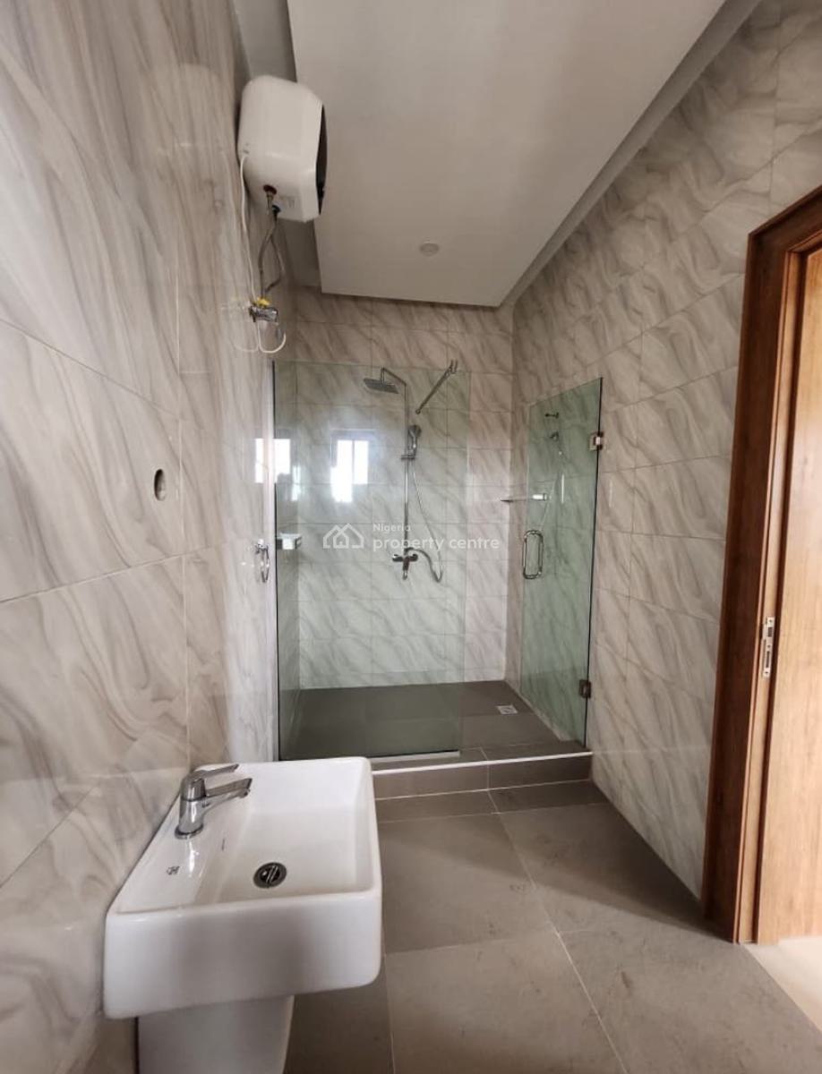 Exquisite 2bedroom Apartment, Lekki Phase 1, Lekki Phase 1, Lekki, Lagos, Flat / Apartment for Rent