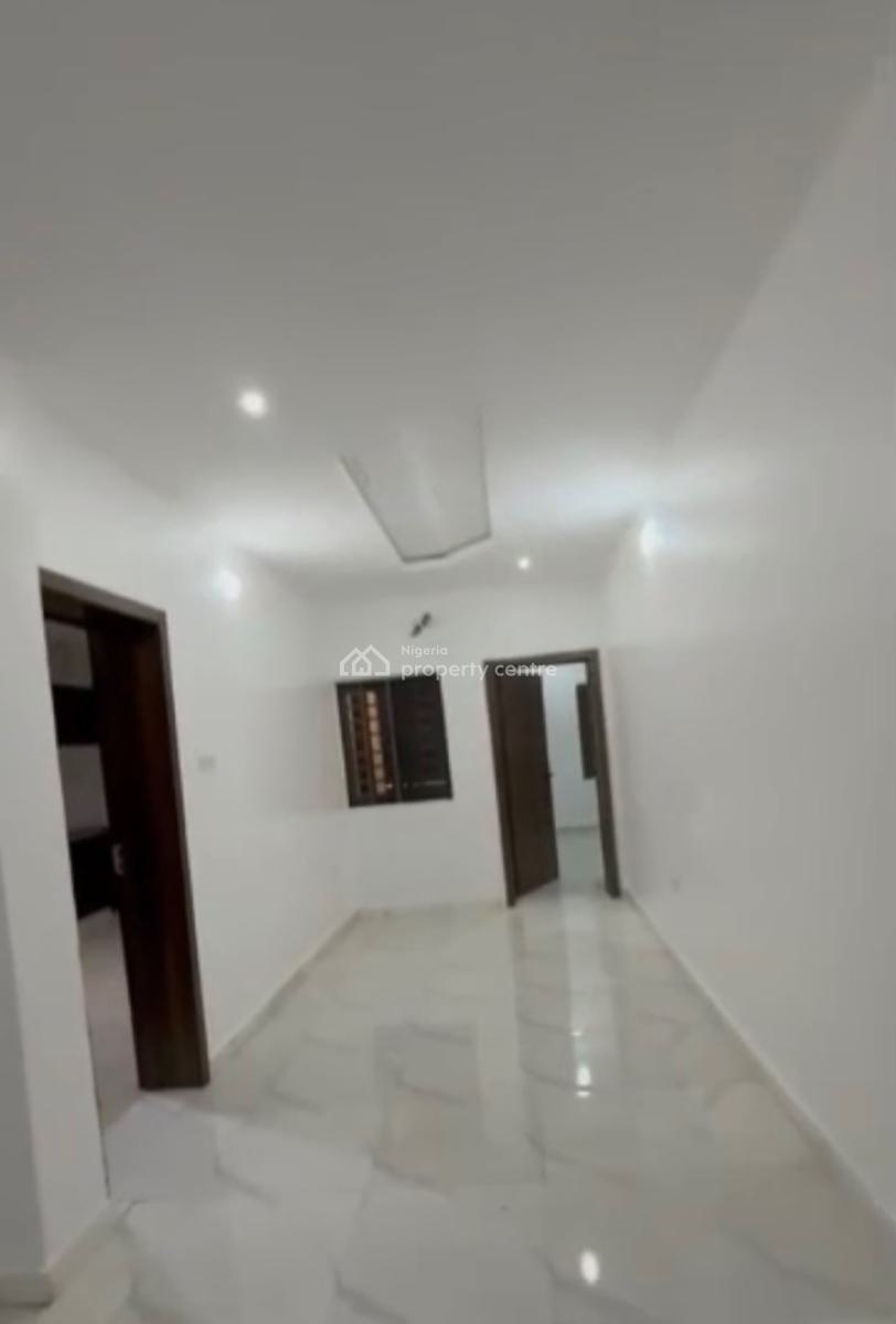 a Standard Executive 3 Bedrooms Apartment, Surulere, Lagos, Flat / Apartment for Rent
