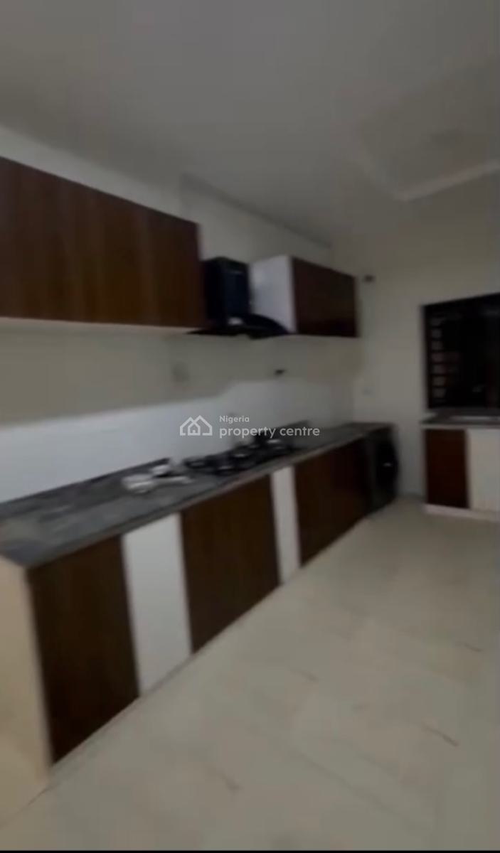 a Standard Executive 3 Bedrooms Apartment, Surulere, Lagos, Flat / Apartment for Rent