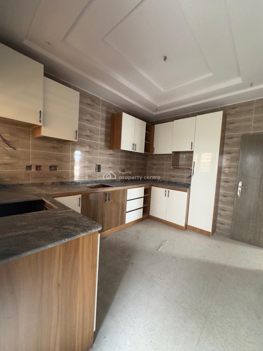 Newly Built 3units of 3bedroom Apartment with 4baths Each, 3units of 3bedroom Apartments with 4baths in an Housing Estate, Akobo, Ibadan, Oyo, Block of Flats for Sale