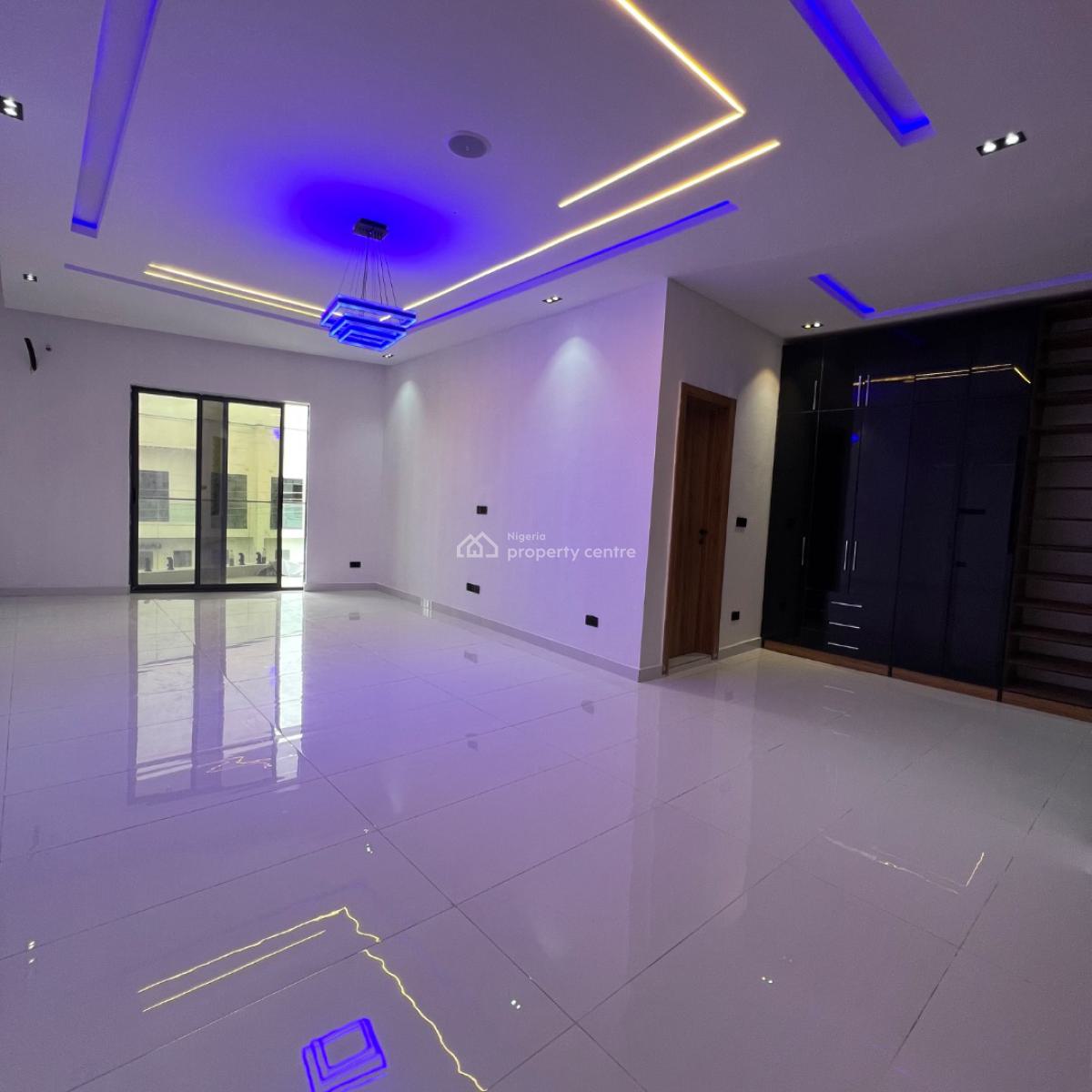 5 Bed& Bq  230 Million, Ajah, Lagos, Detached Duplex for Sale