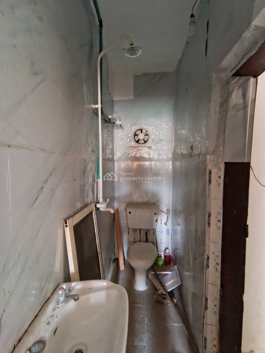 a 2 Bedroom Flat, Igbeofon, By Ologolo Spg, Lekki, Lagos, Flat / Apartment for Rent