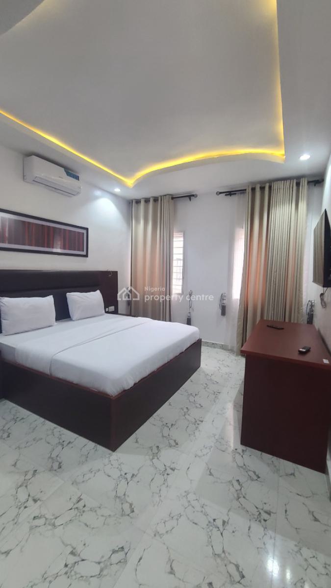 Serviced Miniflat, Off Freedom Way, Lekki Phase 1, Lekki, Lagos, Mini Flat (room and Parlour) for Rent