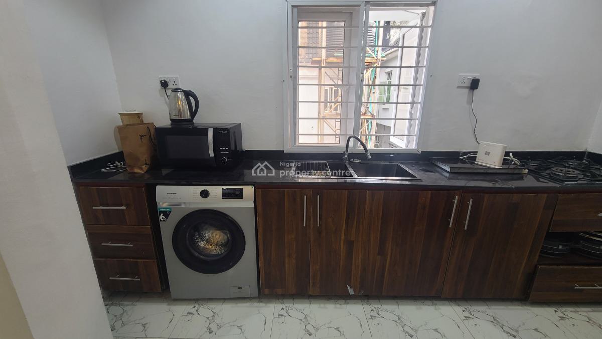 Serviced Miniflat, Off Freedom Way, Lekki Phase 1, Lekki, Lagos, Mini Flat (room and Parlour) for Rent