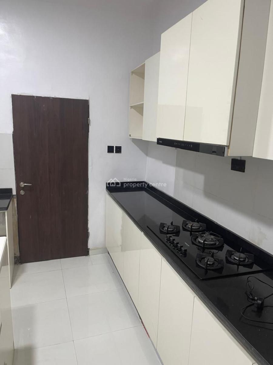 4bedroom Semi Detached Duplex, Osapa Beside Pinnock Estate, Lekki, Lagos, Semi-detached Duplex for Rent