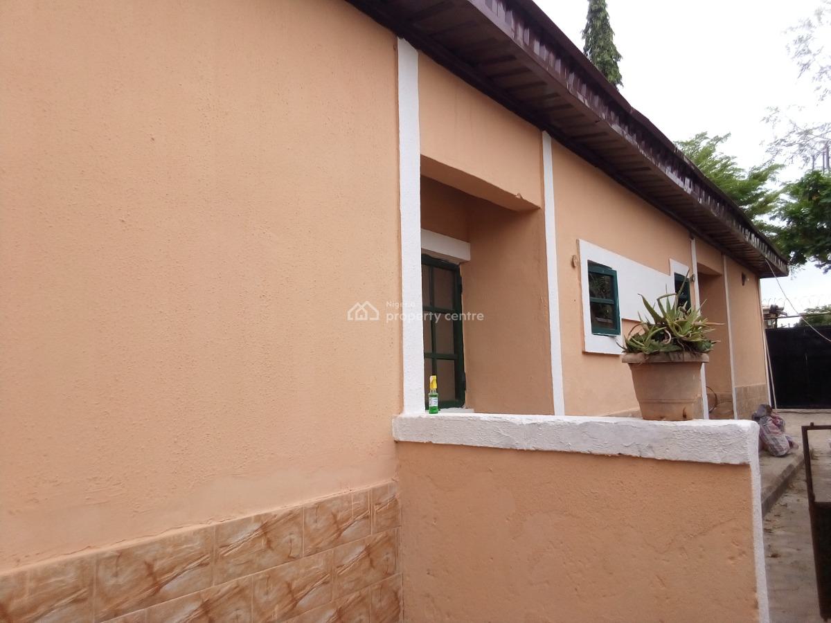 Tolet: a Spacious 3-bedroom Fully Detached Bungalow, City View Estate, Dakwo, Abuja, Detached Bungalow for Rent