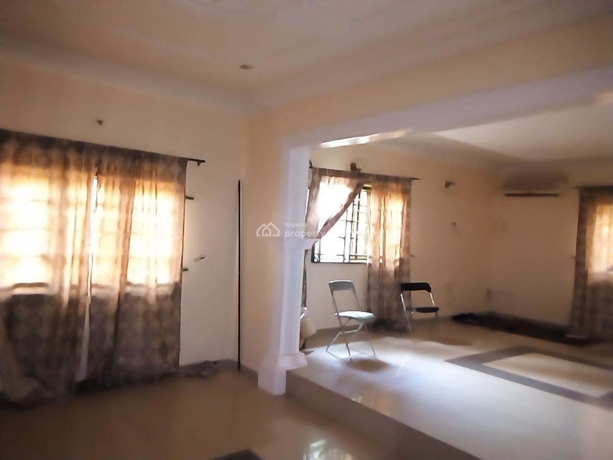 Tolet: a Spacious 3-bedroom Fully Detached Bungalow, City View Estate, Dakwo, Abuja, Detached Bungalow for Rent