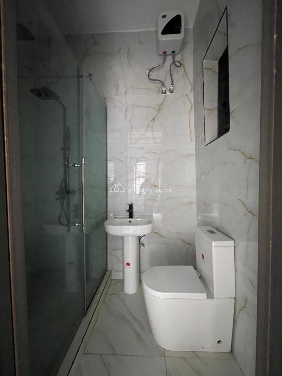 Neatly Finished 4 Bedroom Terrace Duplex, Lekki Phase 1, Lekki, Lagos, Terraced Duplex for Sale