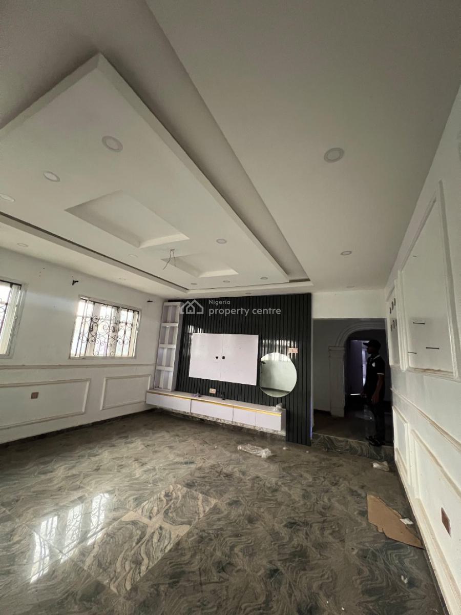 3bedroom Beautiful Bungalow with 2units of 1bed Flat, 3bedroom Bungalow with 2units of 1bed Apartment, Ologuneru, Ibadan, Oyo, Terraced Bungalow for Sale