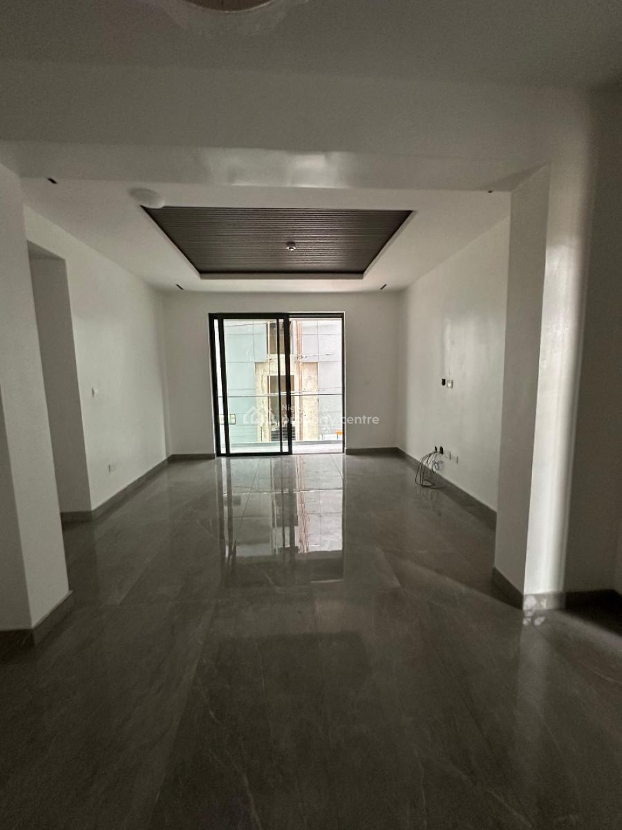 Beautifully Built 1bed Apartment with Pool &gym in Lekki Phase 1, Lekki Phase 1,lekki Lagos ,nigeria, Lekki Phase 1, Lekki, Lagos, Mini Flat (room and Parlour) for Rent