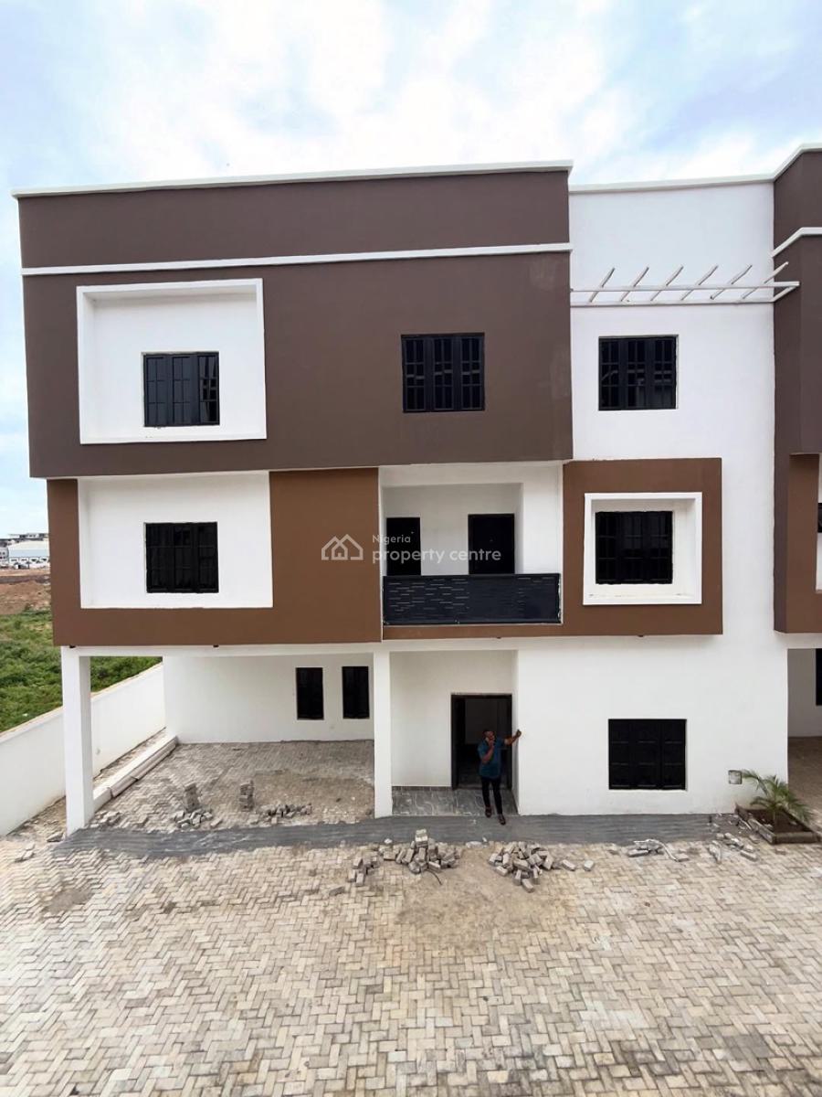 Newly Built 5 Bedroom Spacious Terrace Duplex,2 Rooms Bq, Basement,, Serene Neighborhood, Guzape District, Abuja, Terraced Duplex for Sale