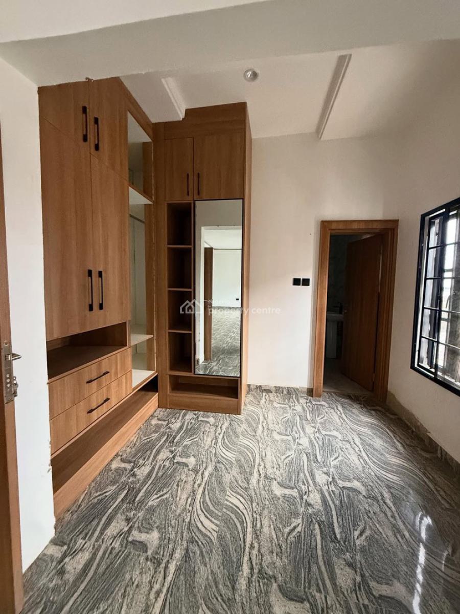 Newly Built 5 Bedroom Spacious Terrace Duplex,2 Rooms Bq, Basement,, Serene Neighborhood, Guzape District, Abuja, Terraced Duplex for Sale