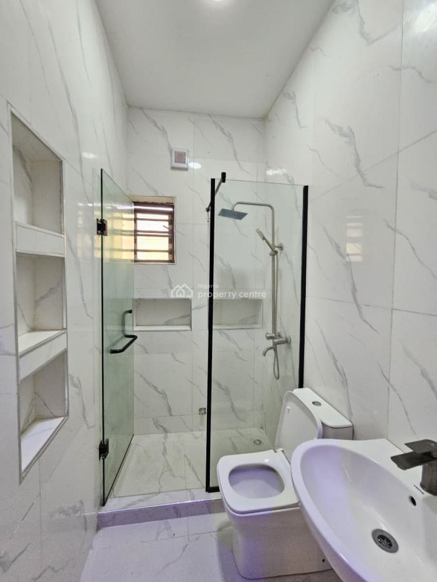 Lovely 5 Bedroom Fully Detached Duplex with Bq in a Secure Estate, Chevron, Lekki, Lagos, Detached Duplex for Sale