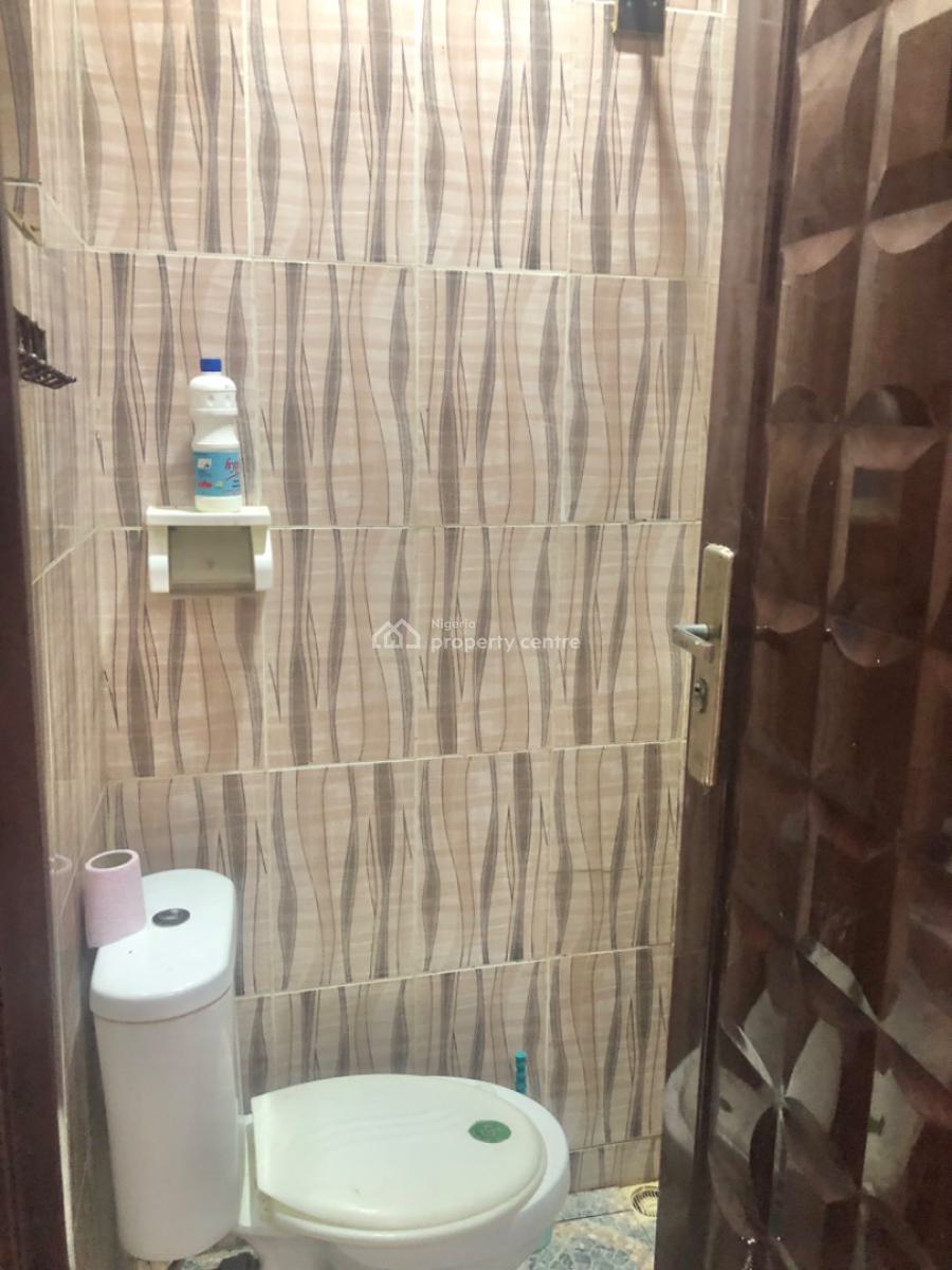 Well Maintained Self Serviced 1 Bedroom Apartment, Osapa, Lekki, Lagos, Mini Flat (room and Parlour) for Rent