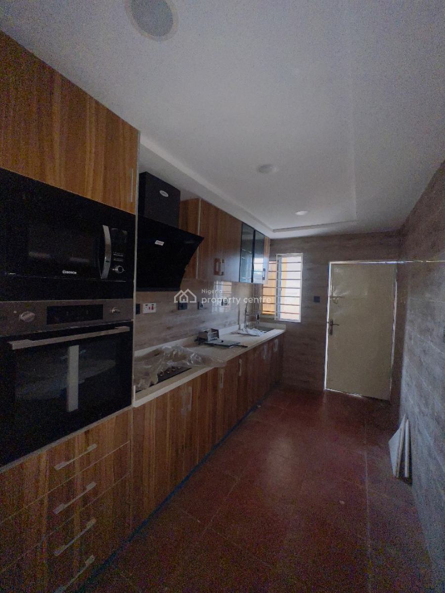 Sleek 3bedroom Apartment, Lekki Phase 1, Lekki, Lagos, Flat / Apartment for Rent