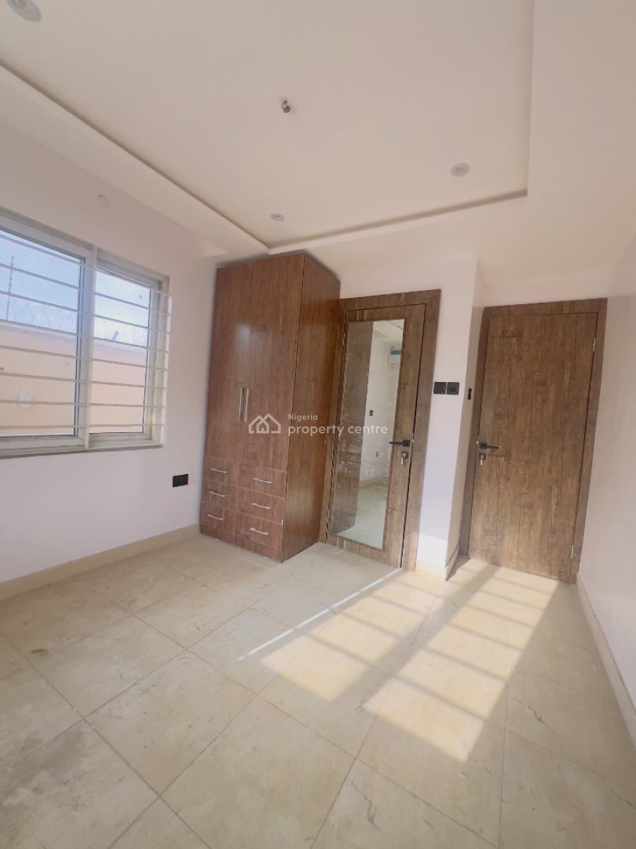 Sleek 3bedroom Apartment, Lekki Phase 1, Lekki, Lagos, Flat / Apartment for Rent
