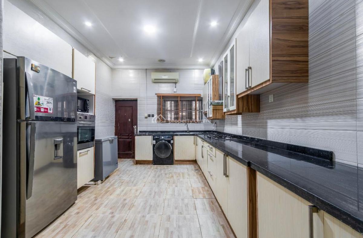 4 Bedroom Self-compound, Spar-road, Ikate, Lekki, Lagos, Flat / Apartment Short Let