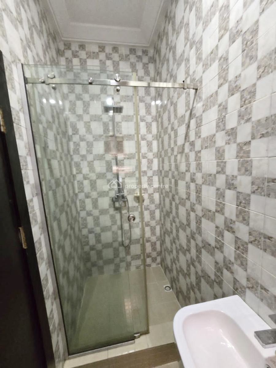 Luxuriously Built 2bedroom, Gra Phase 2, Magodo, Lagos, Flat / Apartment for Rent