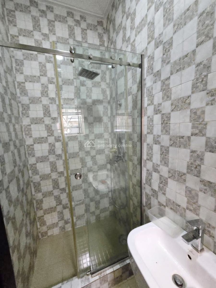 Luxuriously Built 2bedroom, Gra Phase 2, Magodo, Lagos, Flat / Apartment for Rent