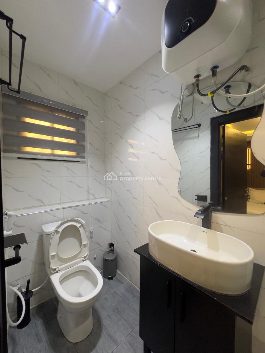 Stunning 2bedroom Apartment in an Estate with Wifi, New Bodija, Ibadan, Oyo, Flat / Apartment Short Let