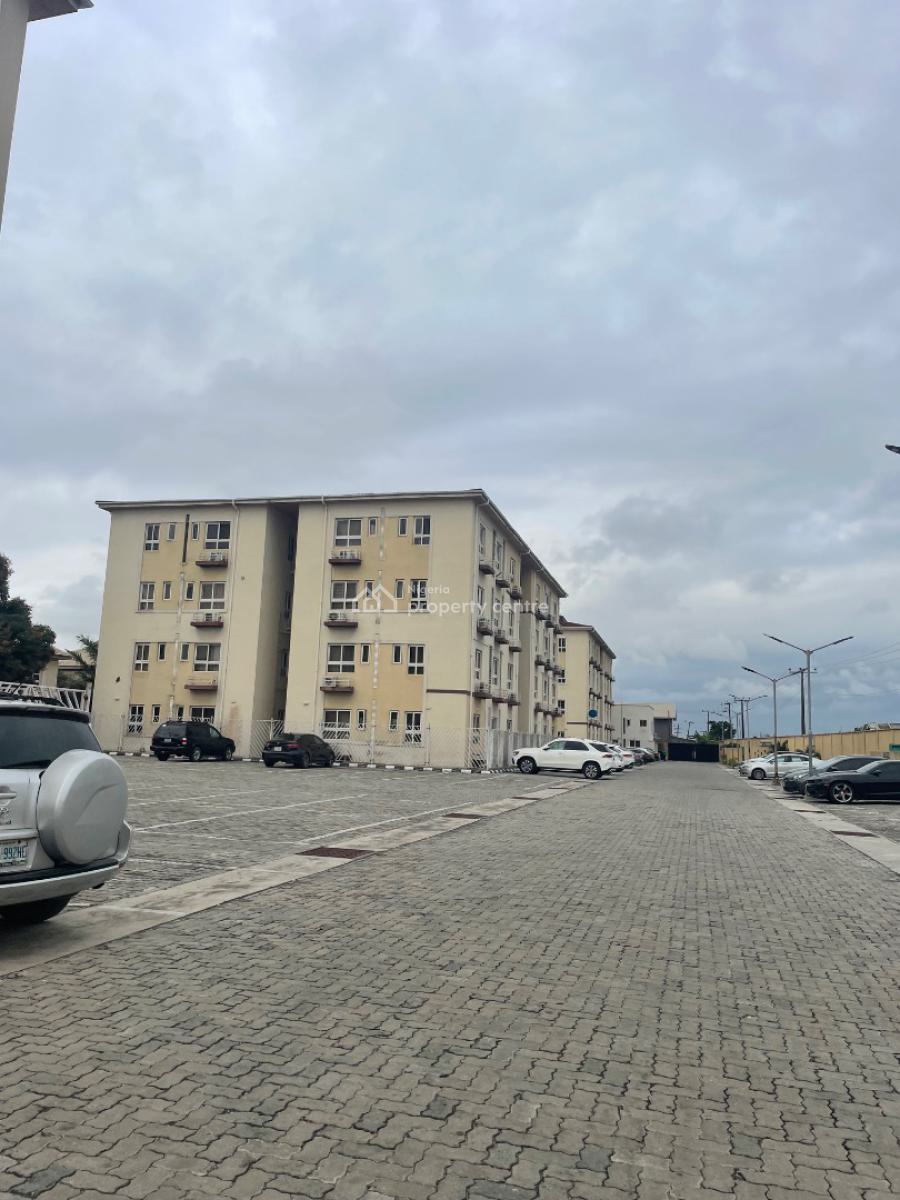 Service 2 Bedrooms in Fully Service Estate, Chevron Drive, Lekki Expressway, Lekki, Lagos, House for Rent