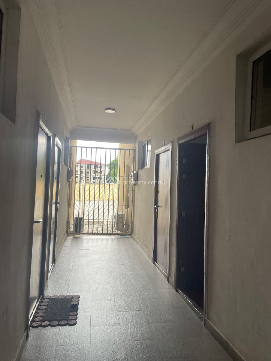 Service 2 Bedrooms in Fully Service Estate, Chevron Drive, Lekki Expressway, Lekki, Lagos, House for Rent