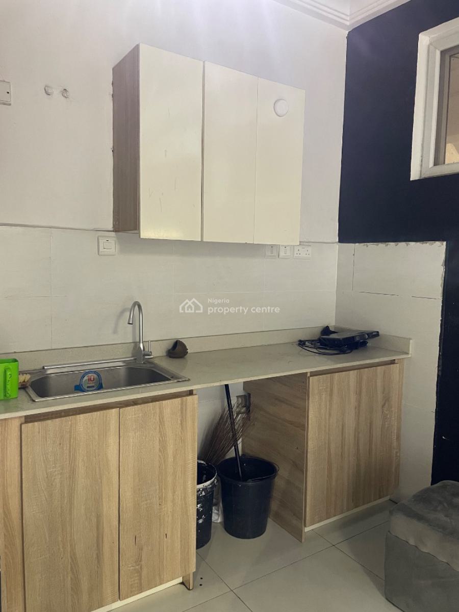 Service 2 Bedrooms in Fully Service Estate, Chevron Drive, Lekki Expressway, Lekki, Lagos, House for Rent