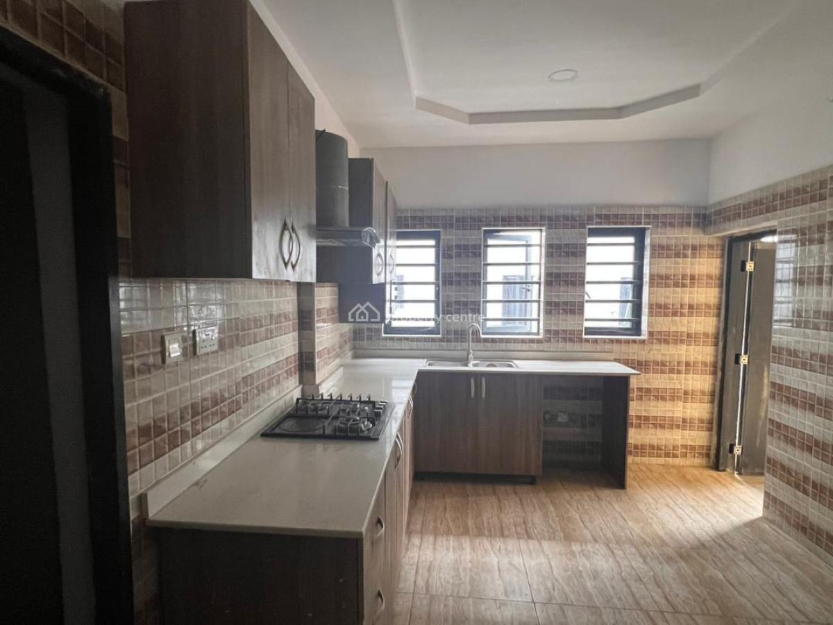 Very Clean and Spacious 2 Bedroom Apartment, Thomas Estate, Ajah, Lagos, Flat / Apartment for Rent