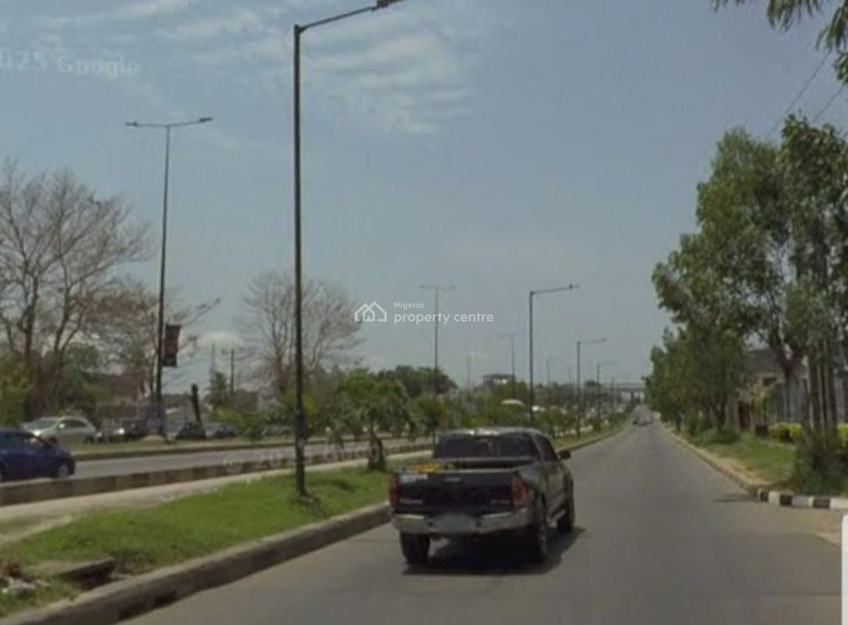 Commercial Property on 4,000sqm Land, Facing Ikorodu Road, Obanikoro, Shomolu, Lagos, Commercial Property for Sale