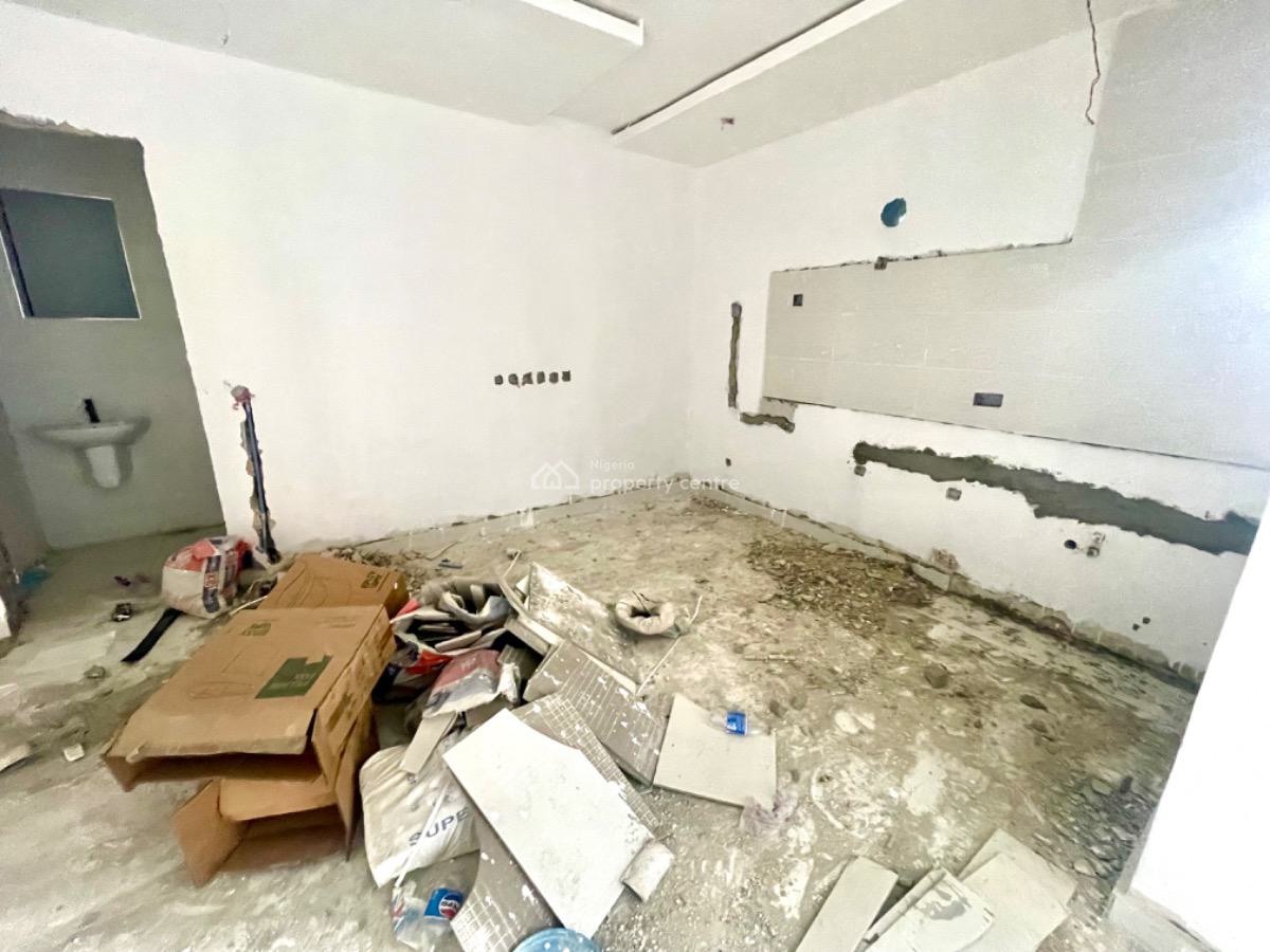 Brand New 2bedrooms +1bq Apartment Located at Lekki Phase 1, Lekki Phase 1, Lekki, Lagos, Flat / Apartment for Sale