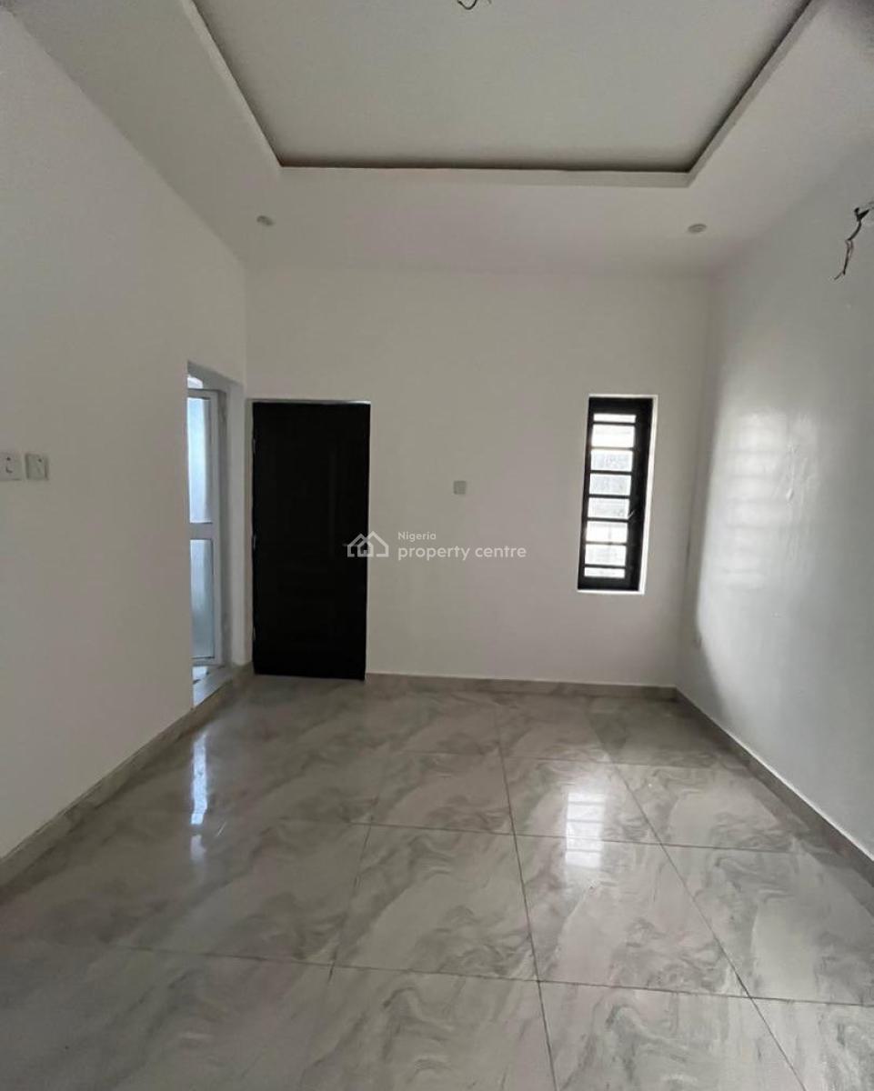 Lovely 2 Bedroom Apartment, Ologolo, Ologolo, Lekki, Lagos, Block of Flats for Sale