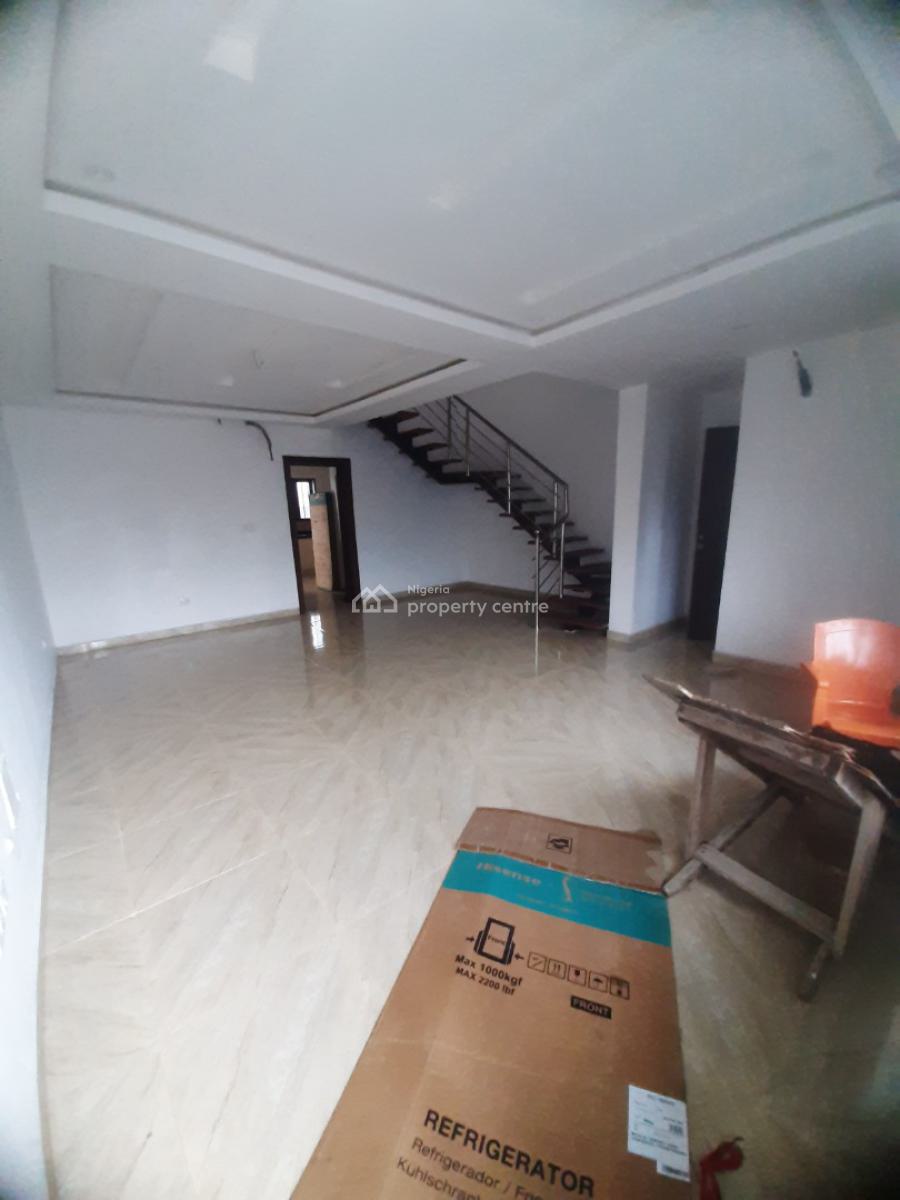 4 Bedroom En-suite New Townhouse with Fully Fitted Kitchen, Cooker, He, Lekki Phase 1, Lekki, Lagos, Terraced Duplex for Rent