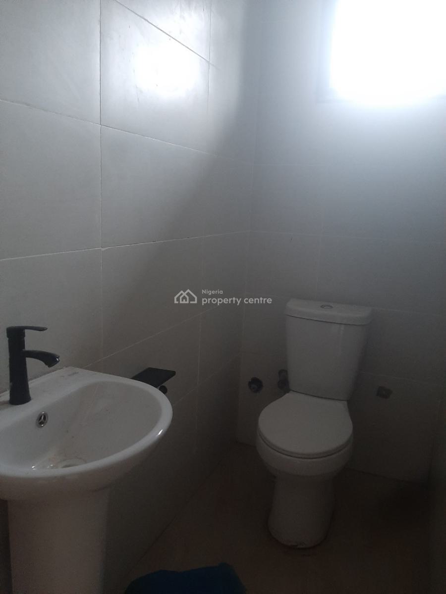 4 Bedroom En-suite New Townhouse with Fully Fitted Kitchen, Cooker, He, Lekki Phase 1, Lekki, Lagos, Terraced Duplex for Rent