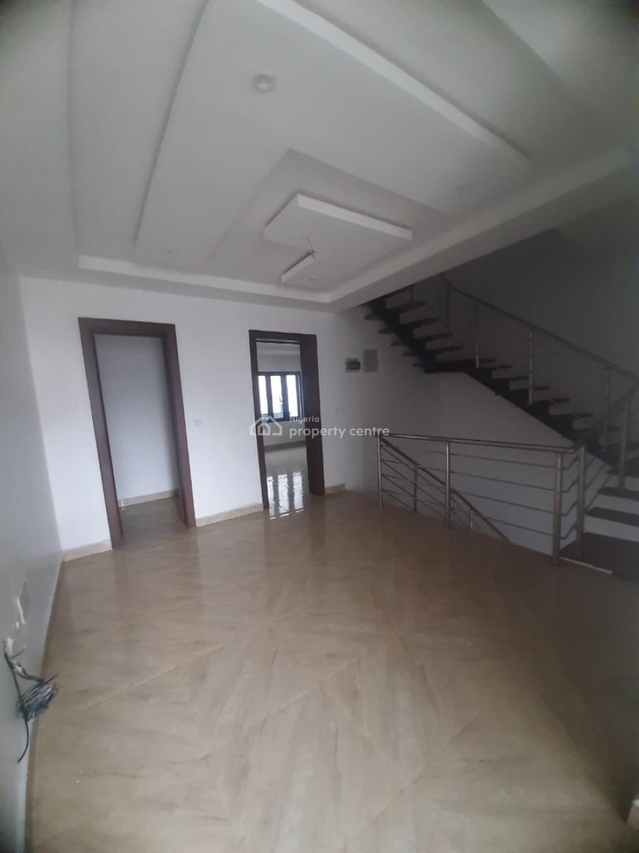 4 Bedroom En-suite New Townhouse with Fully Fitted Kitchen, Cooker, He, Lekki Phase 1, Lekki, Lagos, Terraced Duplex for Rent