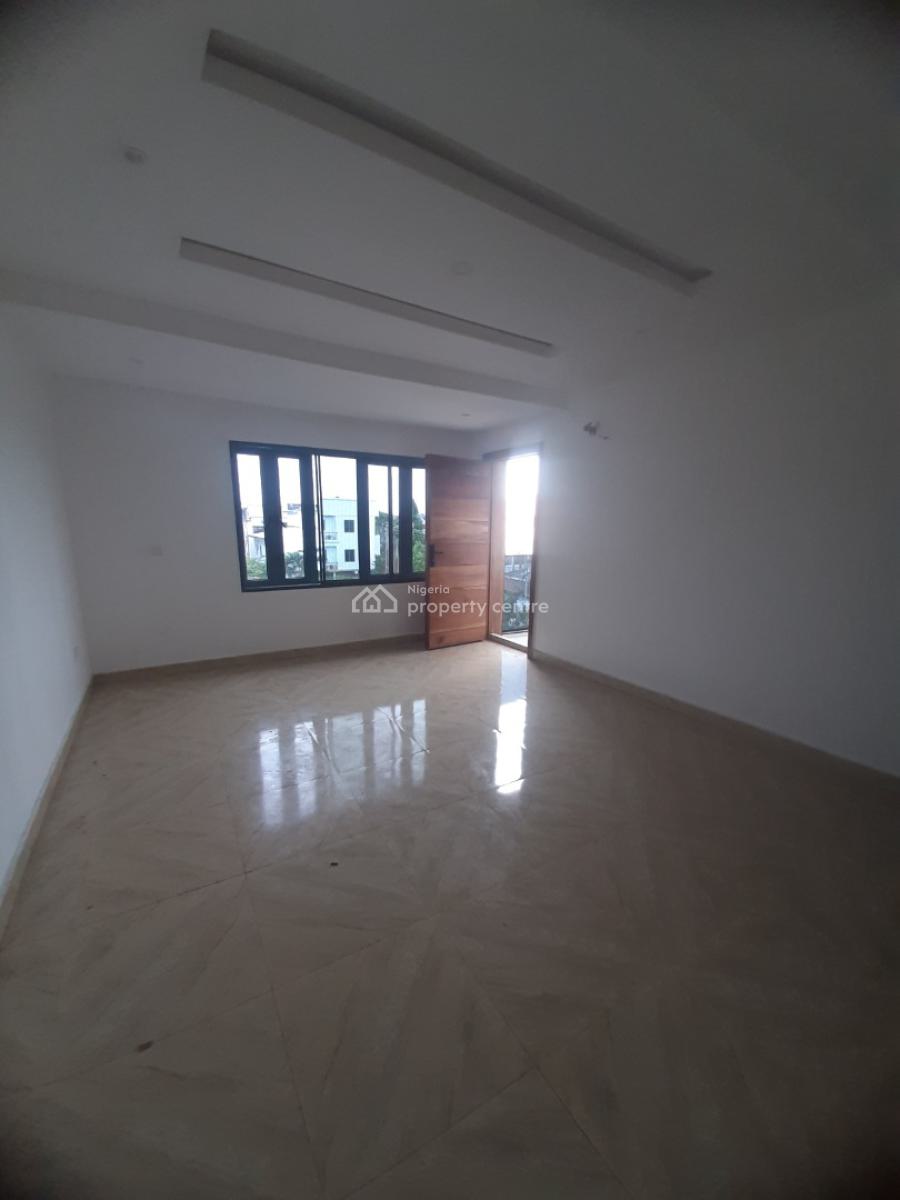 4 Bedroom En-suite New Townhouse with Fully Fitted Kitchen, Cooker, He, Lekki Phase 1, Lekki, Lagos, Terraced Duplex for Rent