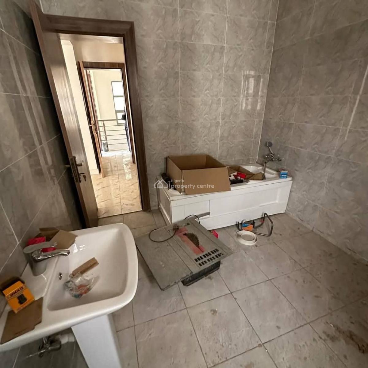 5 Bedroom Fully Detached Duplex with 1 Bedroom Apartment Gwarinpa, Gwarinpa, Abuja, Detached Duplex for Sale