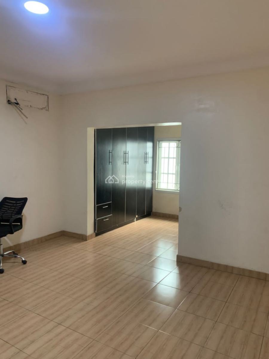 Lovely 4 Bedrooms Semi Detached with a Bq, Chevron, Lekki, Lagos, House for Rent
