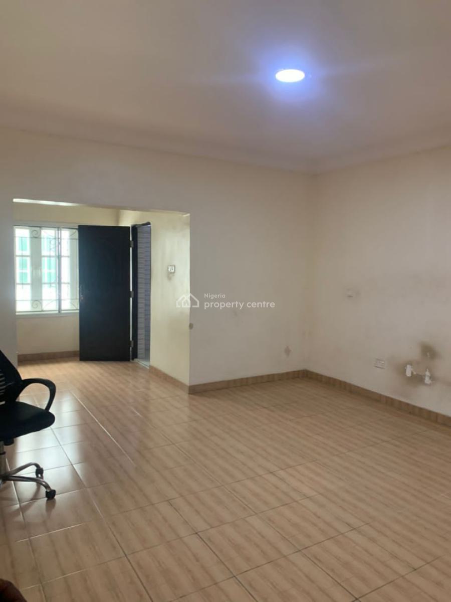 Lovely 4 Bedrooms Semi Detached with a Bq, Chevron, Lekki, Lagos, House for Rent