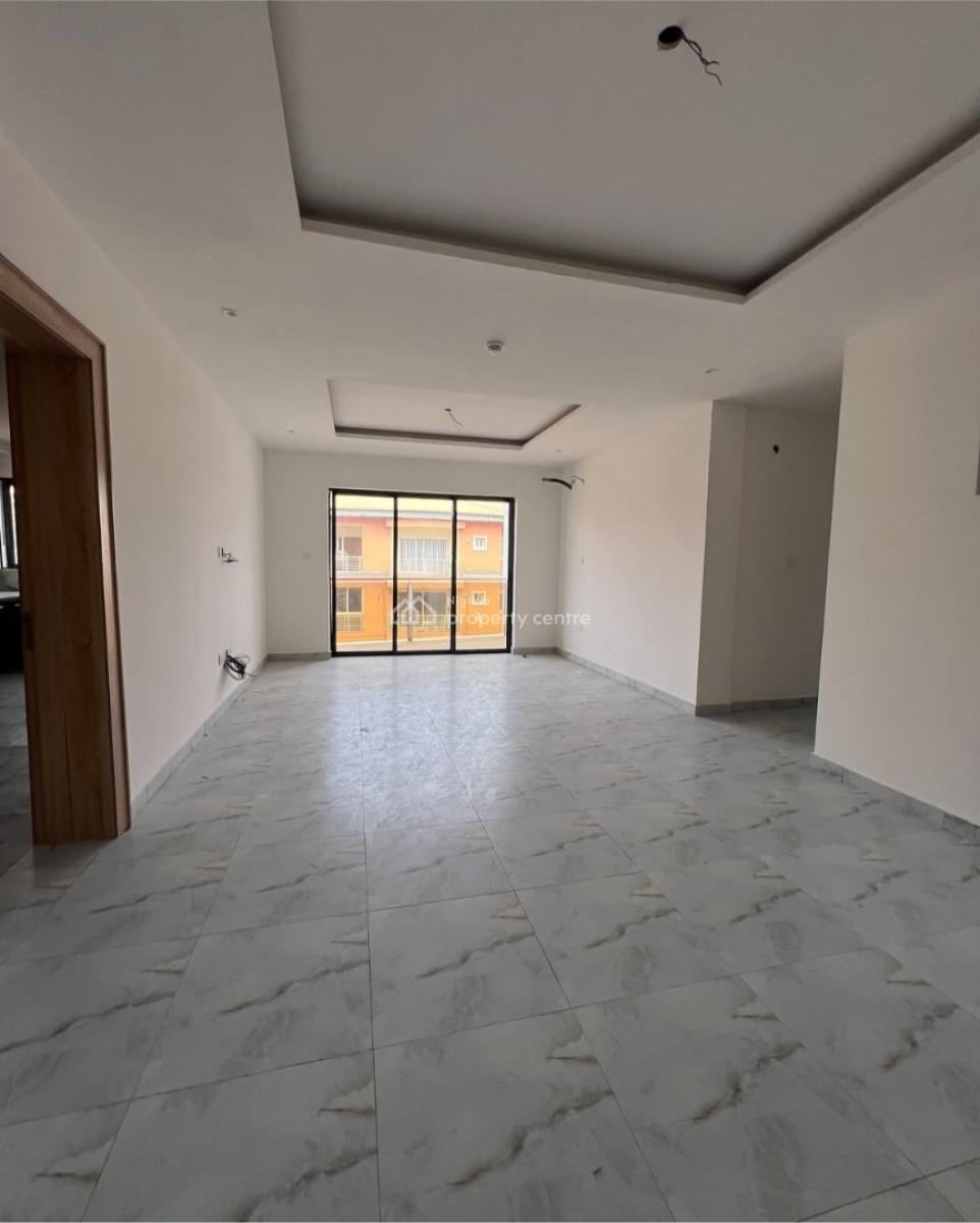 3 Bedroom En-suite New Serviced Flat with Fitted Kitchen, Elevator, Sw, Ikate Elegushi, Lekki, Lagos, Flat / Apartment for Rent