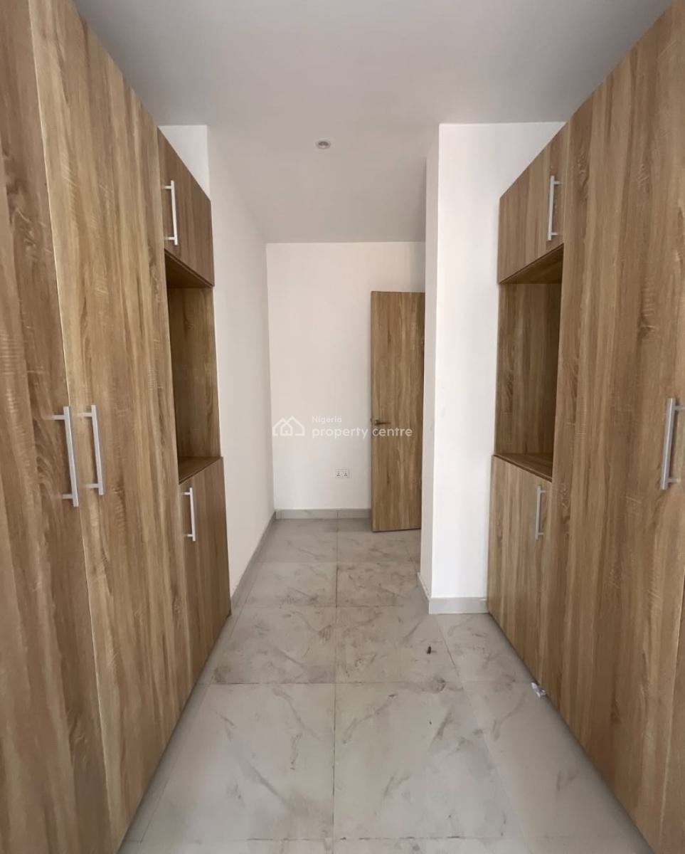 3 Bedroom En-suite New Serviced Flat with Fitted Kitchen, Elevator, Sw, Ikate Elegushi, Lekki, Lagos, Flat / Apartment for Rent